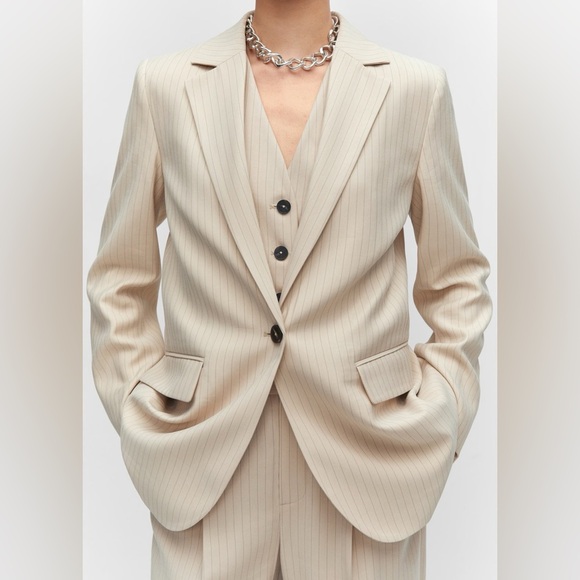 Mango Jackets & Blazers - NWT MNG Mango Pinstripe Long Sleeve Single-Breasted Suit Blazer in Beige size L